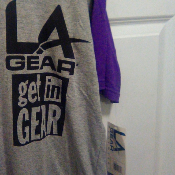 🆕 Vintage L.A. Gear T-Shirt - Picture 2 of 4
